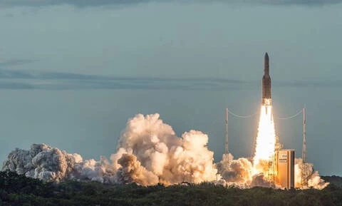 Δείτε ζωντανά την ιστορική εκτόξευση του Hellas Sat 4 (βίντεο)